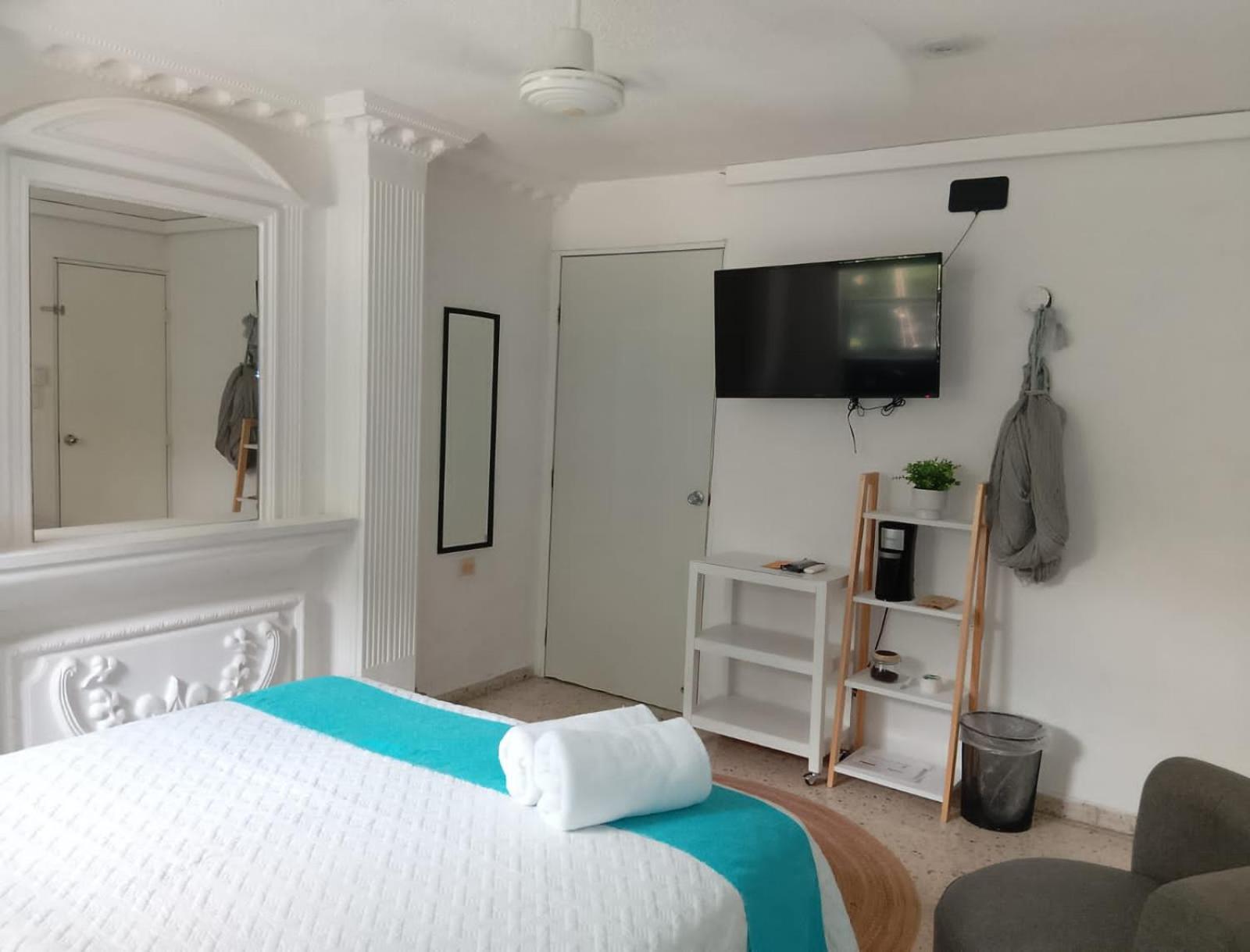 Hotel Downtown מרידה מראה חיצוני תמונה